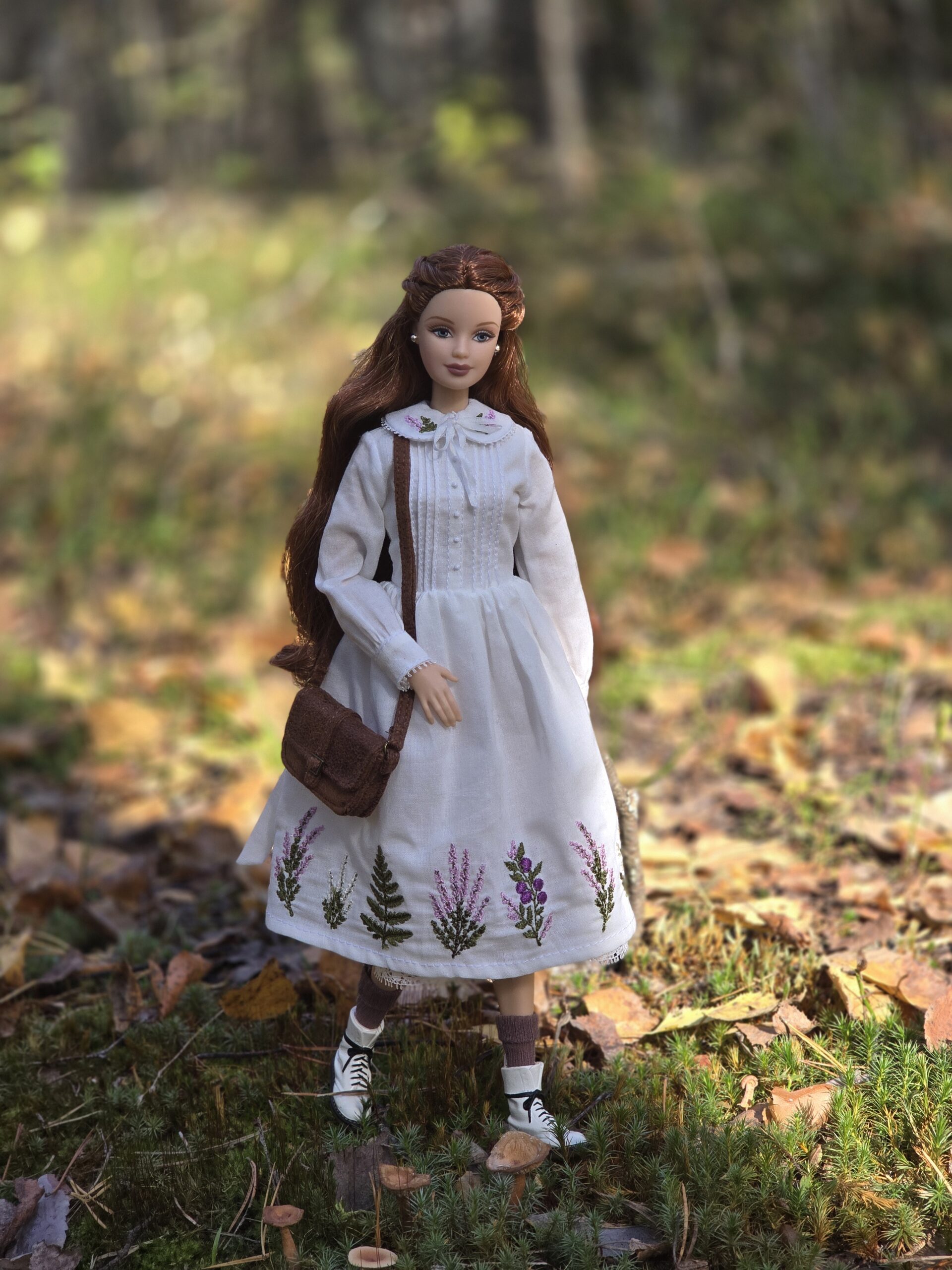 Meadow letter dress for 29 cm dolls, such as Brb, Poppy Parker and similar size dolls